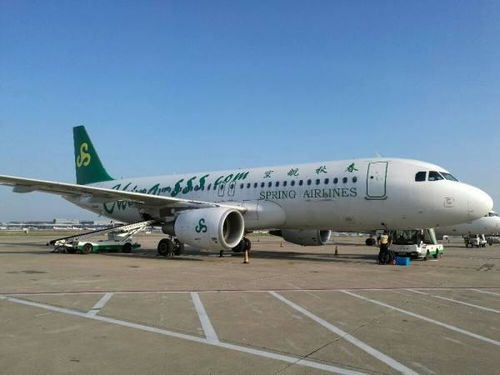 飛機上帶化妝品是總量不能超過100ml啊,還是每瓶不超過這些啊 我說的是可以直接帶上飛機不用托運的,...